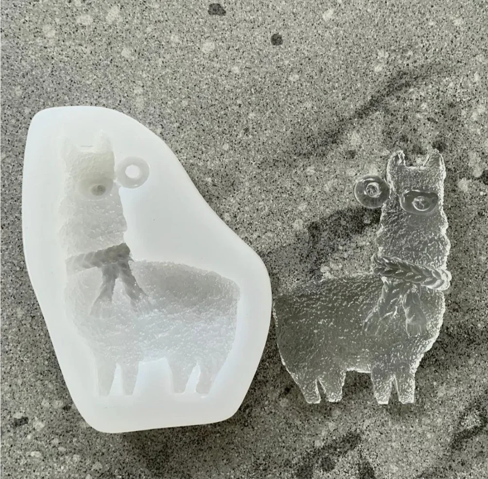 Silicone mold — Alpaca 🦙
